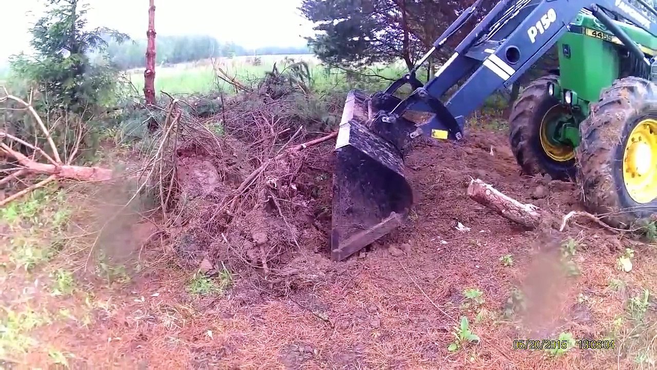 Traktor bei der Arbeit Compilation 2015