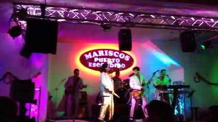 Los Caminantes el chuparosa en mariscos puerto Escondido 1.