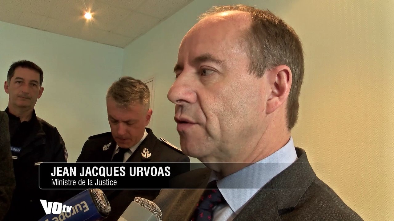 ITW Jean-Jacques Urvoas à la maison d'arret d'Osny