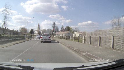 dépassement dangeruex carrefour le barp (33)