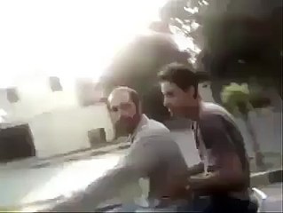 اس بندے کو شوخی مہنگی پڑ گی ۔۔ اور کرو