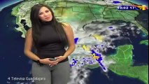La tenue trop moulante d'une miss météo mexicaine