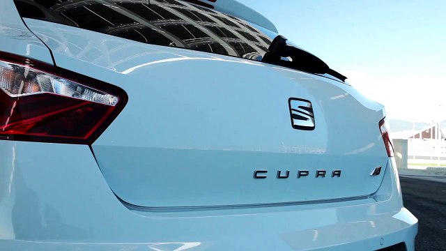 2016 SEAT Ibiza CUPRA White Exterior, Interior and Drive