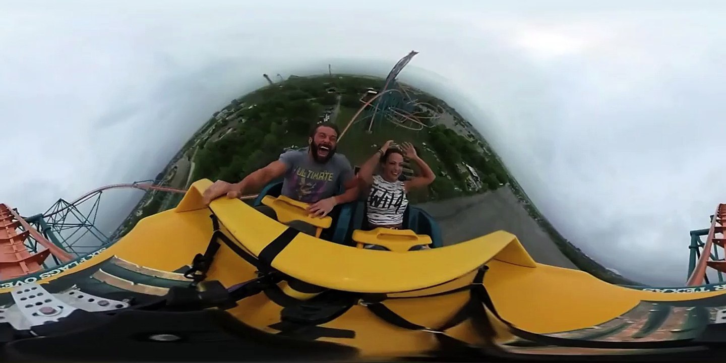 Zack Ryder and Emmas thrilling roller coaster ride in 360° leaves them in tears!