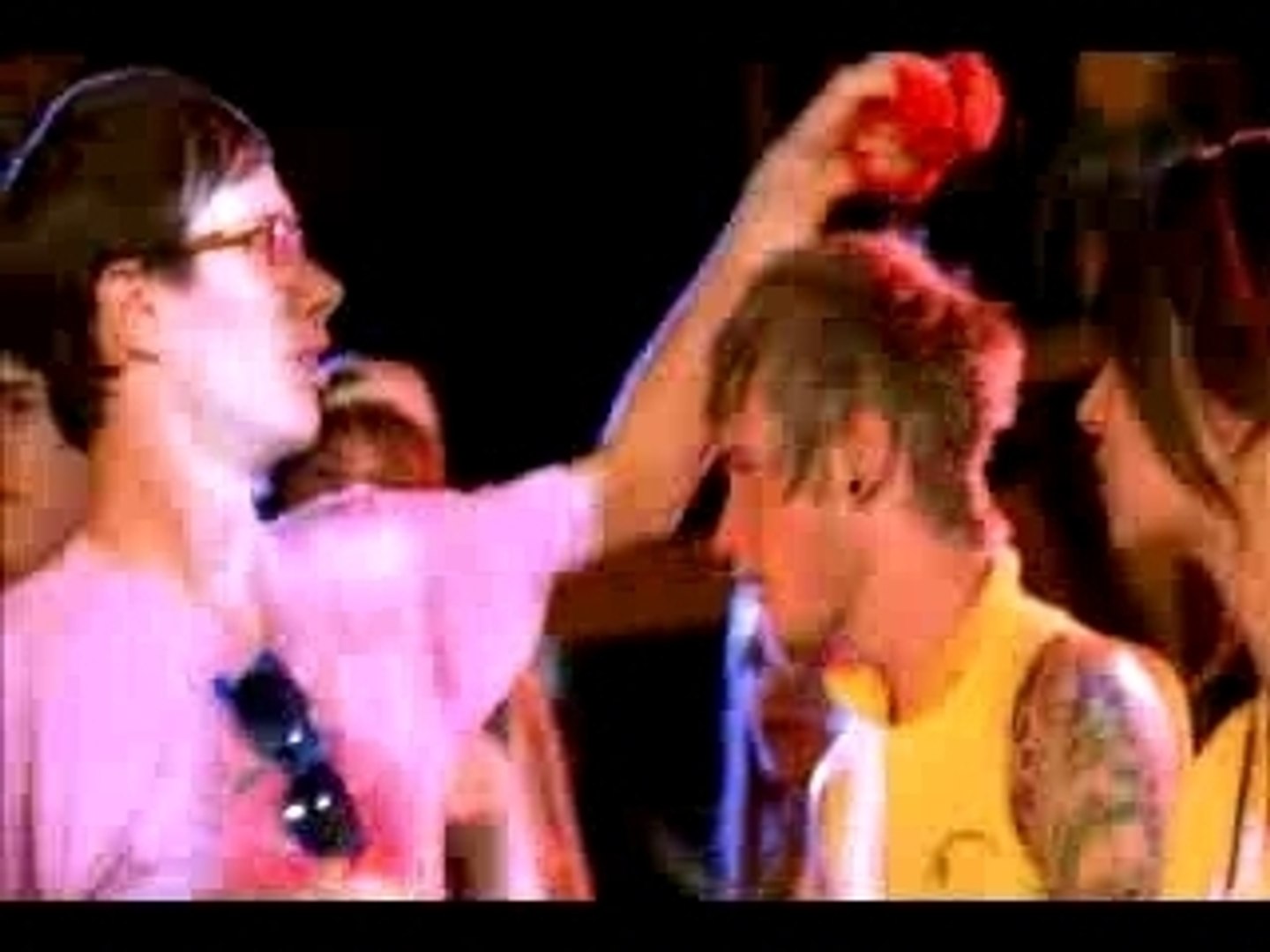 Hellogoodbye- Here in Your Arms - video Dailymotion