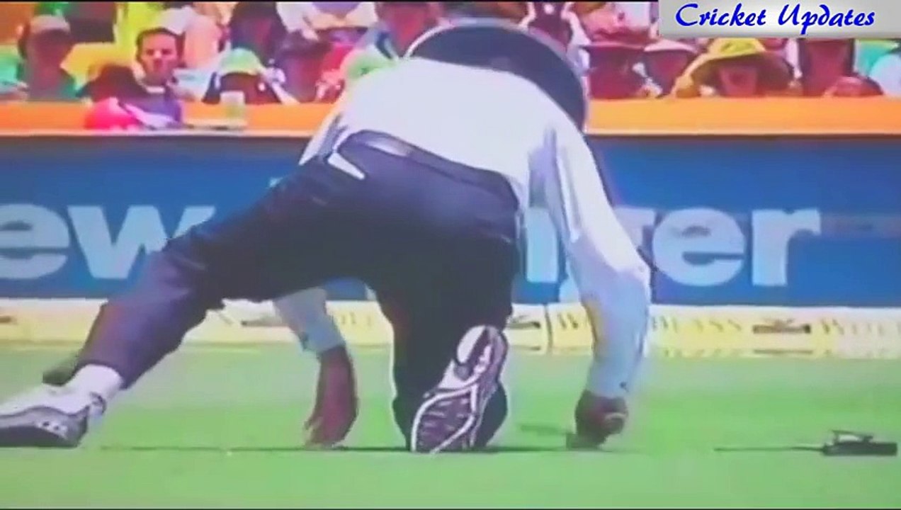 Top 10 Worst Injuries of Cricket Umpires in Cricket History Ever