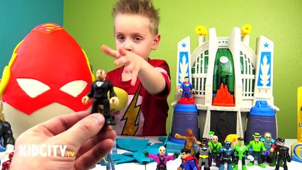 Justice League Surprise Eggs with Play-Doh Flash and Play-Doh Superman Eggs & Suprise Toys