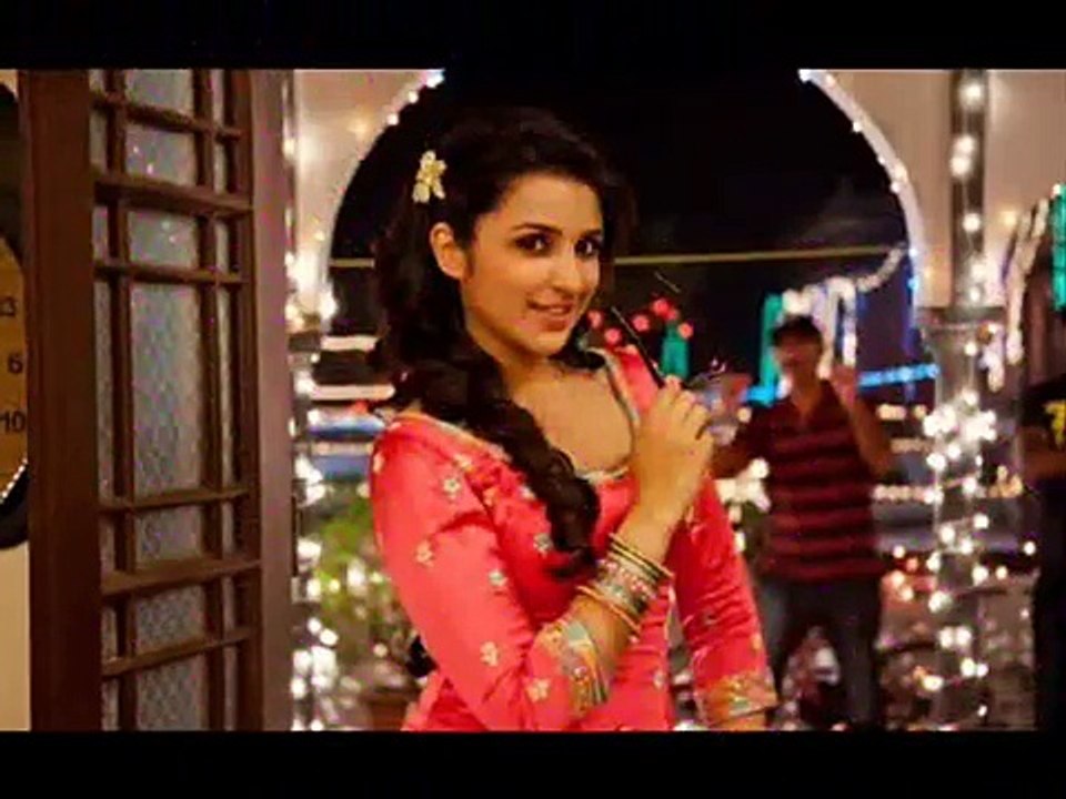 Leaked out Video of Parineeti Chopras bold and hot Photoshoot