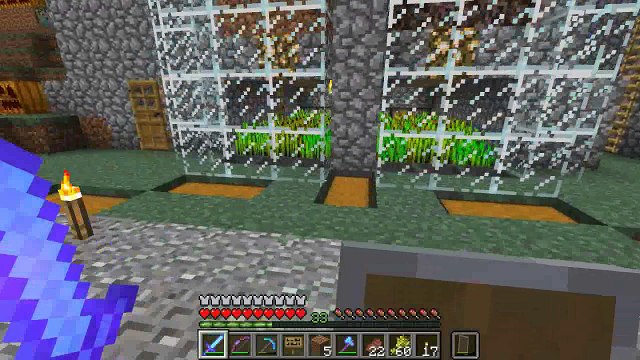 Back In Minecraft (Realms Tour & Chat)