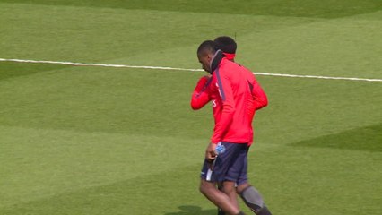 PSG - Aurier de retour, mais pas tout de suite !