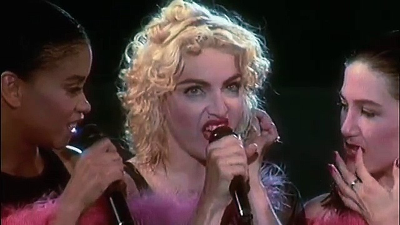 Madonna - Blond Ambition World Tour '90 FULL CONCERT 39