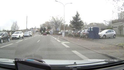 grille le stop commune le bouscat (33)