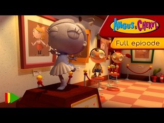 Angus & Cheryl - 36 - Art gallery