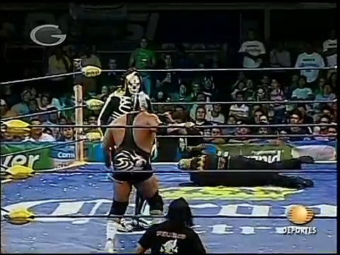 AAA-SinLimite 2009-02-18 Celaya 05 La Parka vs. Silver King