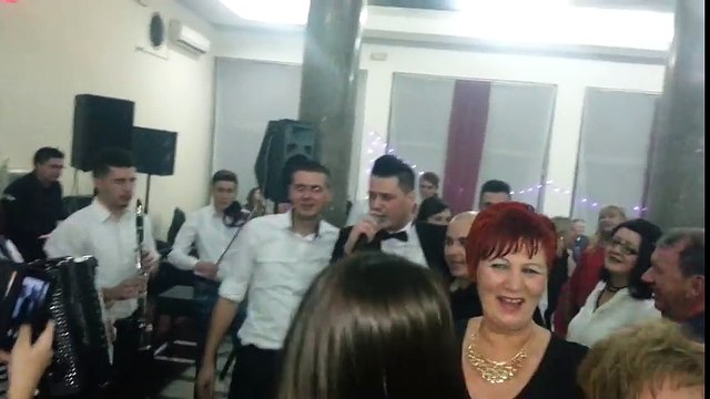 Semir Jahic Uzivo-Golubica Nova Godina Pink Panther Band Hotel Lukavac 2016