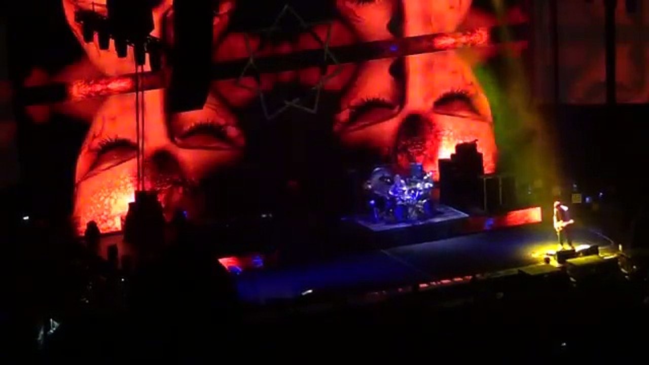 [HD VIDEO] Tool Live Nashville 2016 (Full Concert) 34