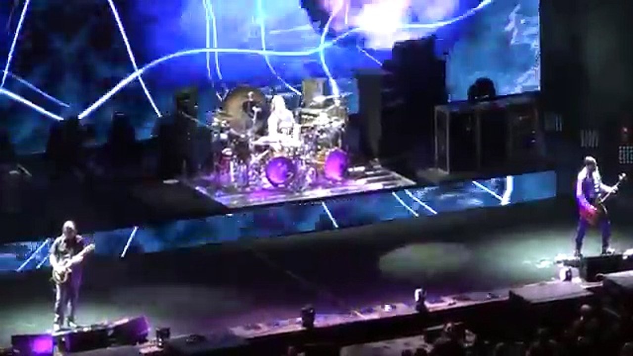 [HD VIDEO] Tool Live Nashville 2016 (Full Concert) 39