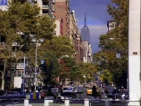 Taylor Swift & Lisa Kudrow - Smelly Cat from Friends Clip at Staples Center