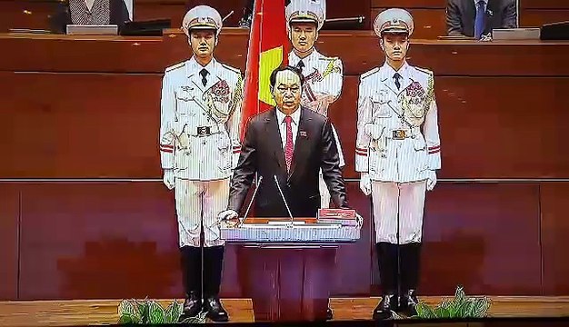 Tân Chủ tịch nước hứa kiên quyết đấu tranh bảo vệ chủ quyền