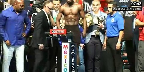 Boxe - Le combat du siècle entre Mayweather et Pacquiao _ 02_05