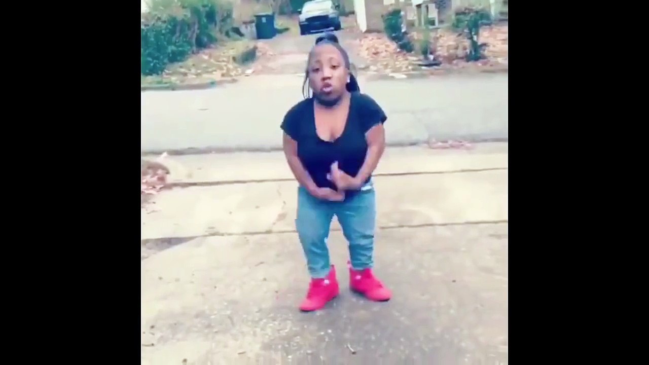 [Midget Lady Dance] Fetty Wap Trap Nigga Version
