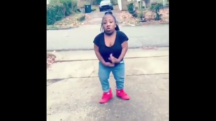 [Midget Lady Dance] Fetty Wap Trap Nigga Version