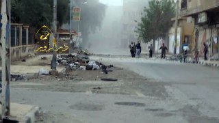 تنسيقية دير الزور إصابات في صفوف المدنيين إثر القصف 21-4-2013.avi