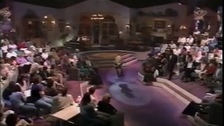 Dolly Parton - The Seeker on The Dolly Show 1987/88 (Ep 6, Pt 9)