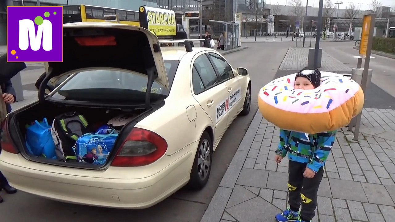 Германия #6 едем в Берлин на поезде Макс и Катя лопаем пузыри катаемся на велорикше новое видео 2016