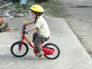 Quentin vélo soucieu 3