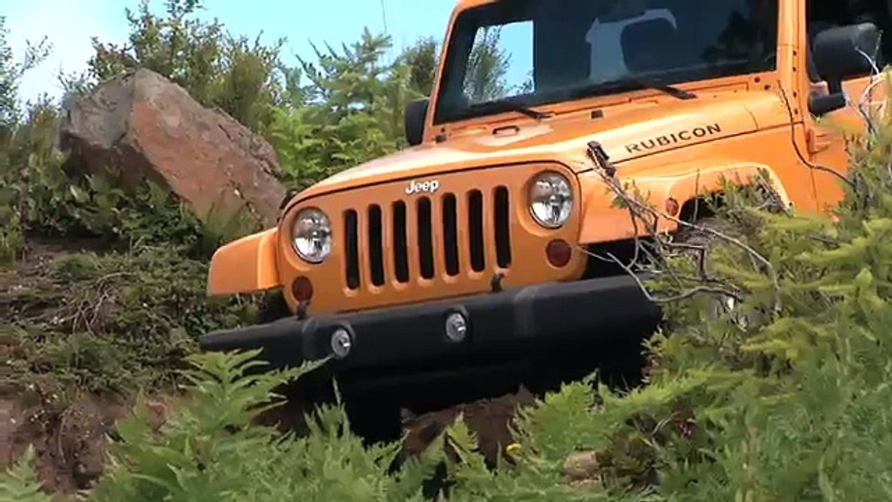 Jeep Wrangler Rubicon Interior, Exterior and Off-Roading