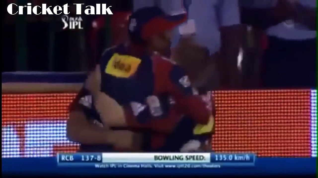 BEST CRICKET CATCHES - Top 13 Amazing Catches in Cricket History [Updated 2016]