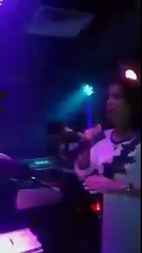 Cheba Manel - Live 2015 - 3lach Zhar Ma3andich (éXcLu) [Tipou L'maryoul]