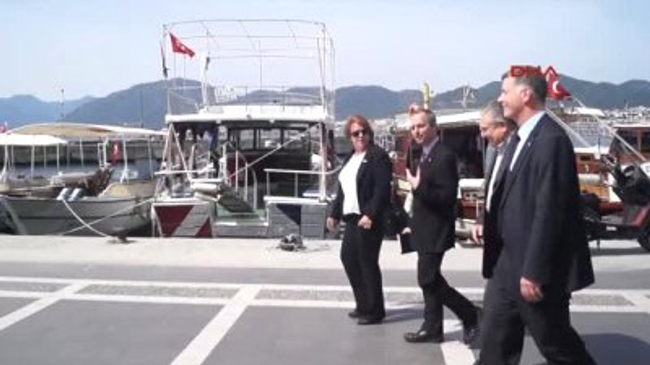 Marmaris İngiliz Büyükelçi Moore'den Sezon Öncesi Tatil Yörelerinde İnceleme