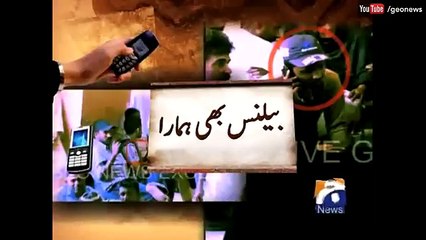 CaughtOnCamera Police providing phone services at City Court Karachi - 12 March 2016