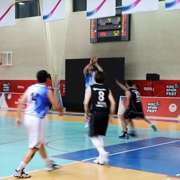 Yıldız Teknik Üniversitesi / Beden Eğitimi Bölümü Spor Salonu'nda Erkekler Basketbol 1.Lig Müsabakaları heyecanlı geçti ! ‪#‎KocSporFest‬ ‪#‎BizdeVariz‬