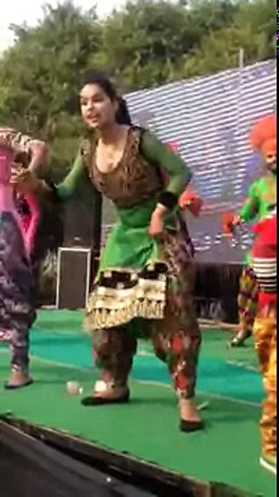 Punjabi Dancer Dance On Stage