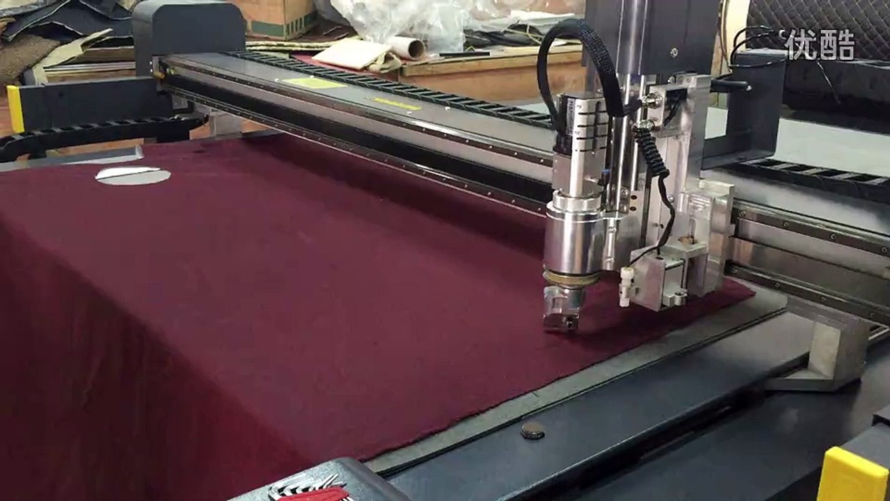 Fabric Fiber Textile Cloth Canvas PVC Tarpaulin Fly Ball Knife CNC Cutting Machine