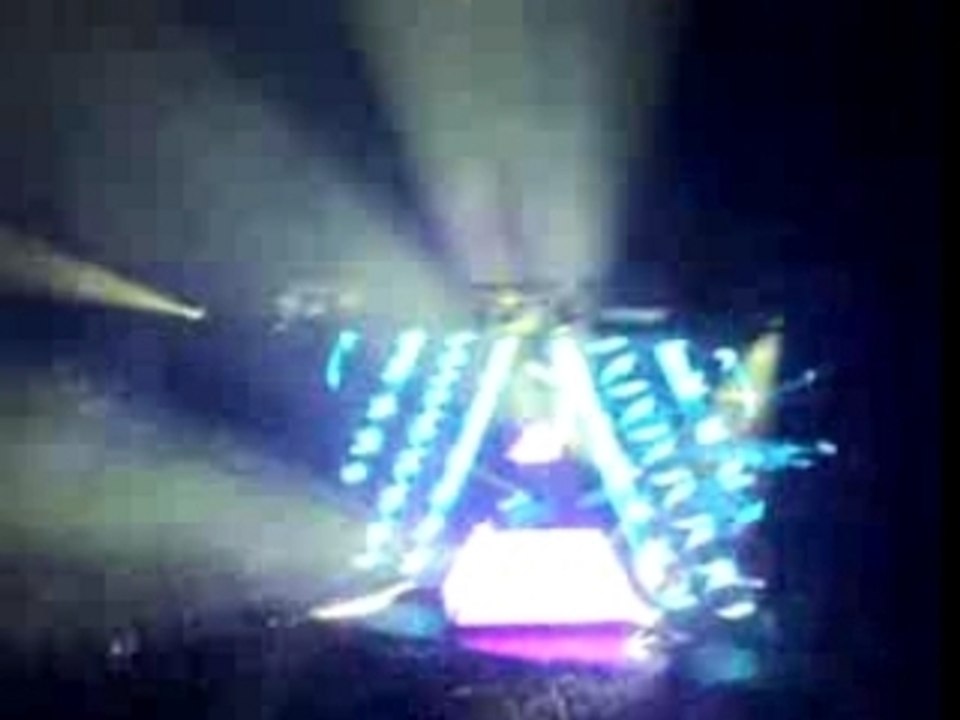 Daft Punk @ Bercy - One More Time