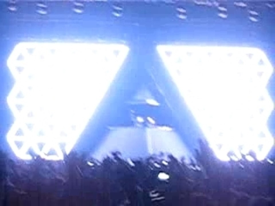 Daft Punk @ Paris Bercy #5 Television Rules the Nation