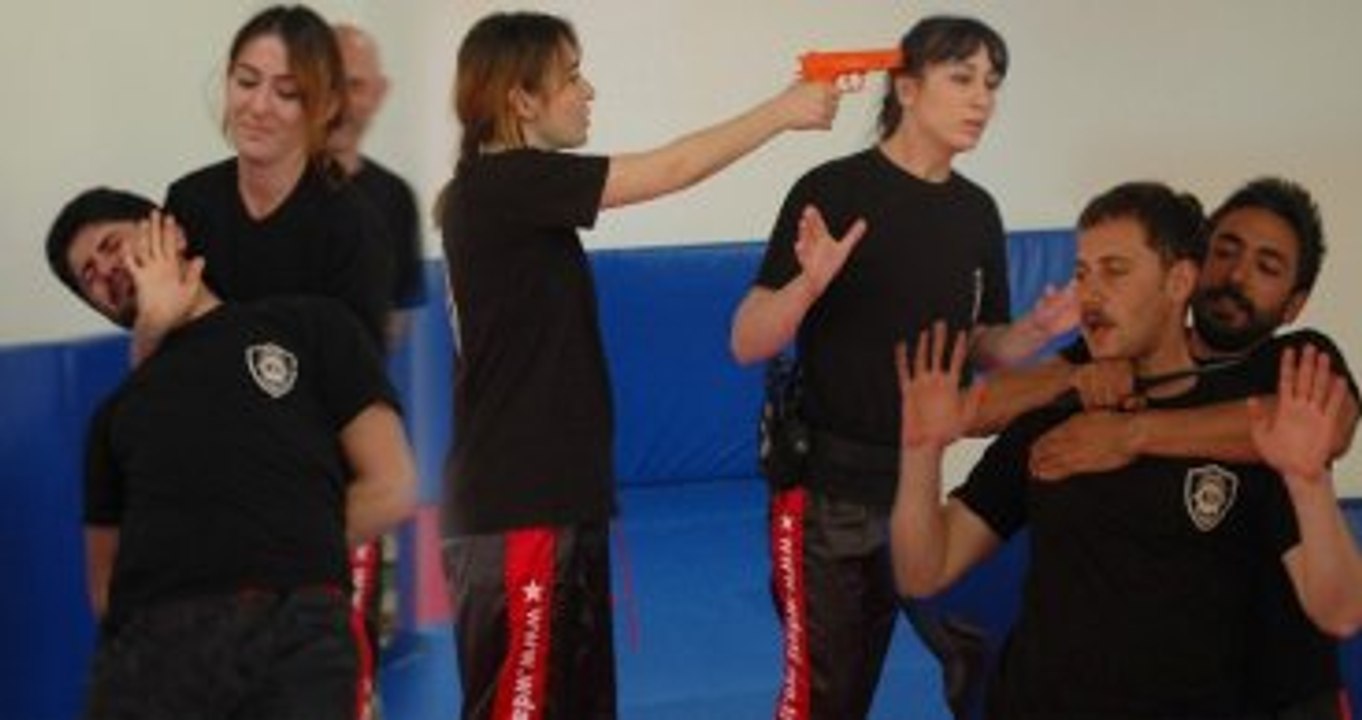 Gümrük Muhafaza Memurlarına Yamın Dövüş Dersi