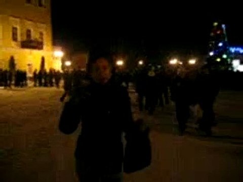 На площади нового года мы гуляют на новый год