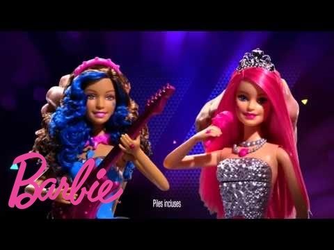 Barbie® Poupées et château spectacle Rock et Royales _ Barbie (480p)
