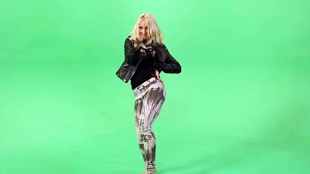 Egoraptor is on a DANCE REALITY SHOW !