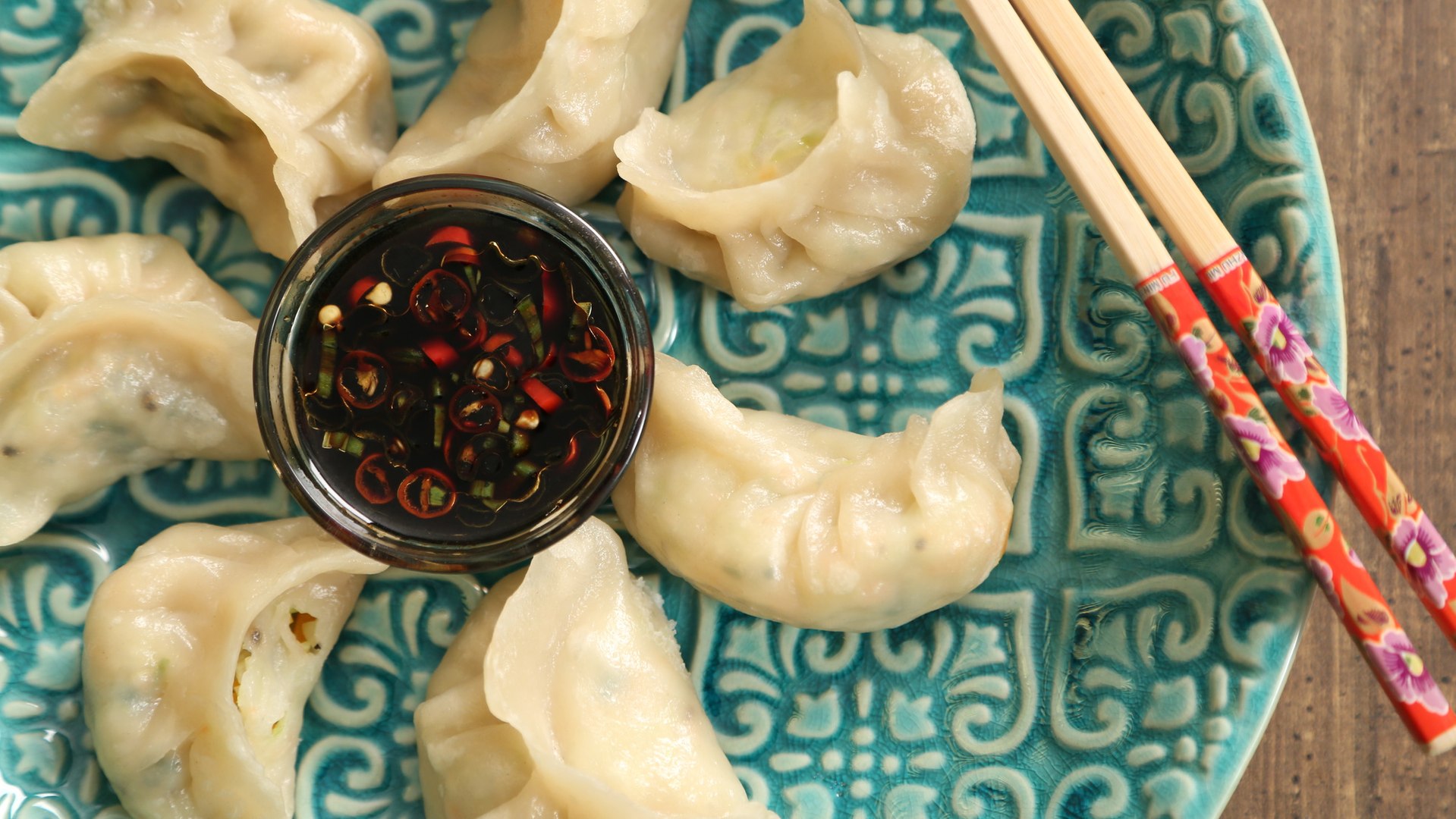 Veg Momos Dim Sum Steamed Dumpling Recipe The Bombay Chef Varun Inamdar Video Dailymotion