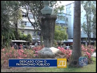21-08-15 - DESCASO COM PATRIMÔNIO PÚBLICO - ZOOM TV JORNAL