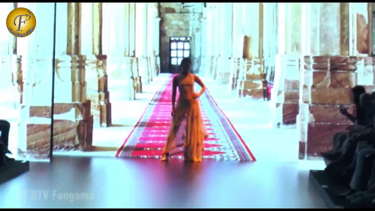 SHRUTI HASN ON RAMP IN LFW 2016 FOR DESIGNER II ANUSHREE REDDY