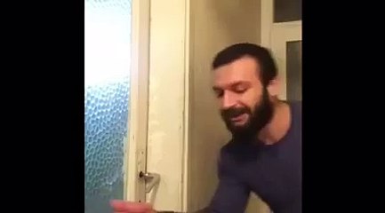 Aykut Elmas Vine - Babaların Kız ve Erkek Çoçuğun Odasına Giriş Biçimleri