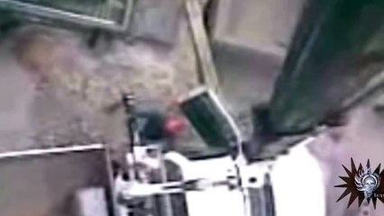 Esfera azul flotando en el campo Fuego Fatuo Real