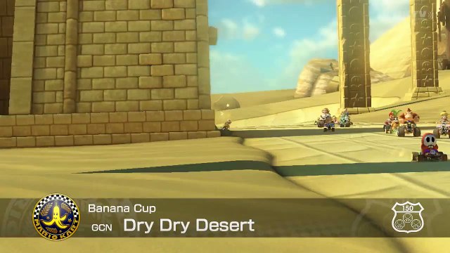 Wii U - Mario Kart 8 - (GCN) Dry Dry Desert